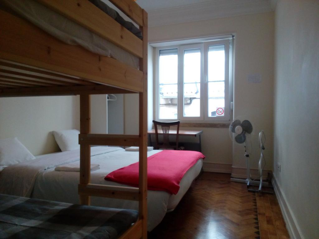Voyage Guest House Лиссабон Экстерьер фото